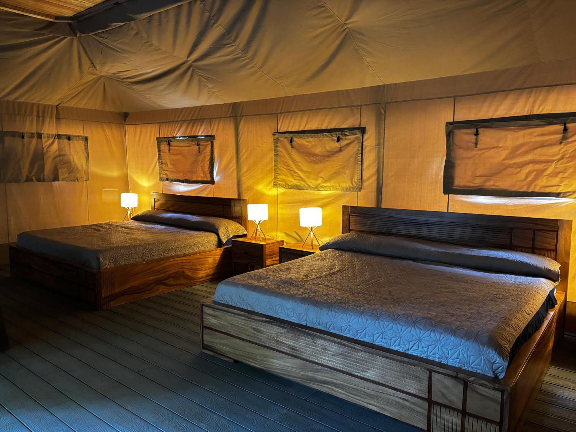 Arenal Backpackers Resort La Fortuna Bagian luar foto