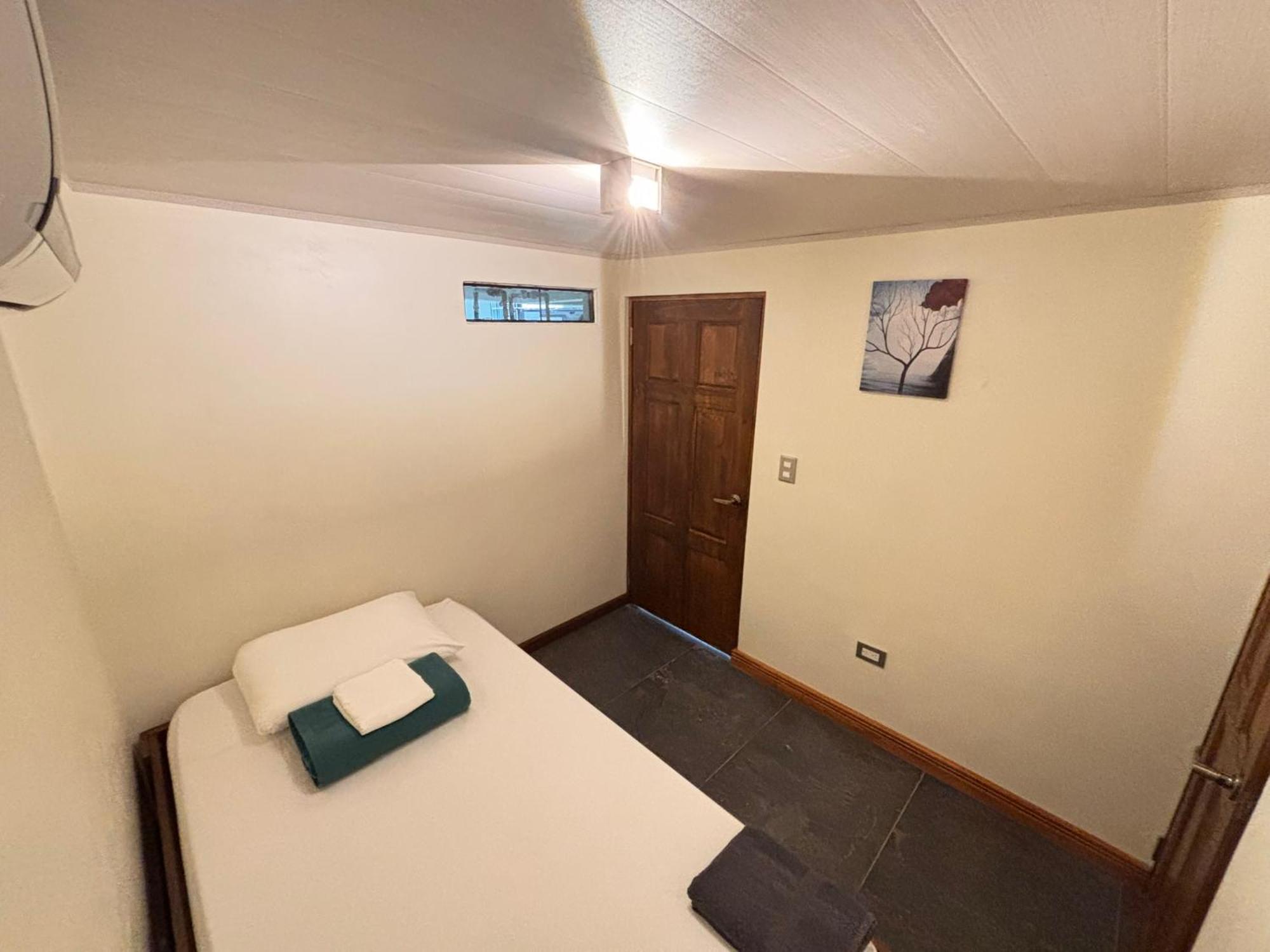 Arenal Backpackers Resort La Fortuna Bagian luar foto